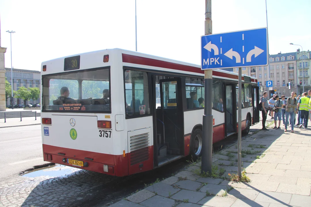 30. lecie Mercedesów O405N - pierwszego autobusu niskopogłowego w Łodzi