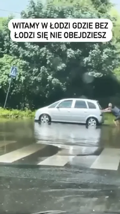 Gwałtowne nawałnice przechodzą przez dzielnice Łodzi.