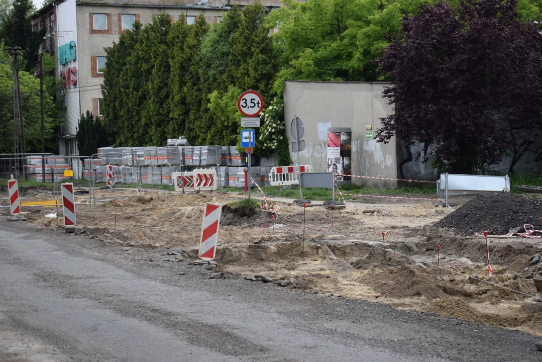 Budowa ronda na ul. 1 Maja w Zgierzu