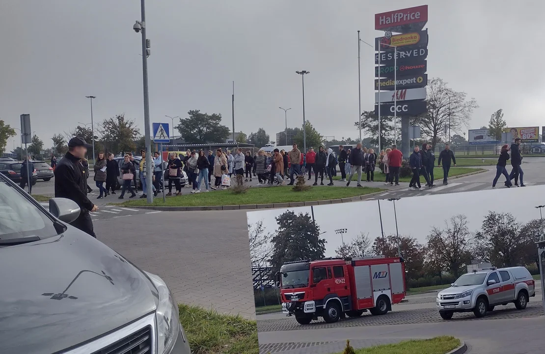 Ewakuacja w kutnowskiej galerii? Ludzie opuścili budynek, na miejscu straż [FOTO] - Zdjęcie główne