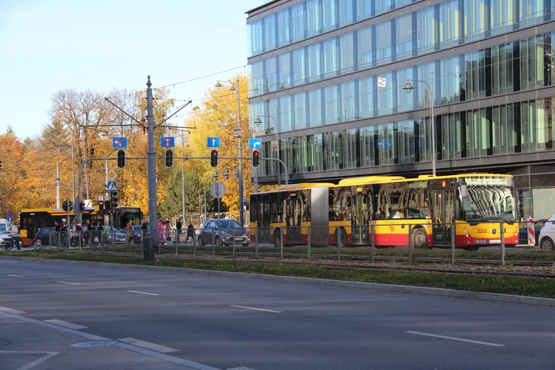 Utrudnienia dla kierowców na ulicy Zachodniej w Łodzi - 30.10.2023 r.