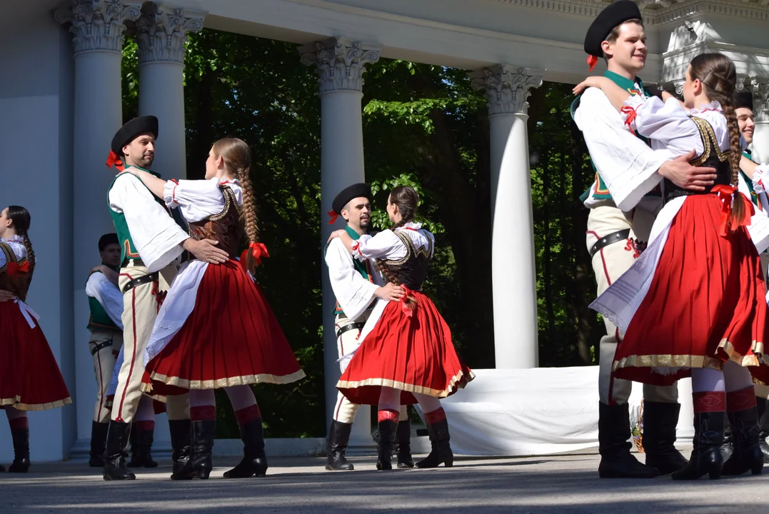 Spotkanie z folklorem w Parku Julianowskim