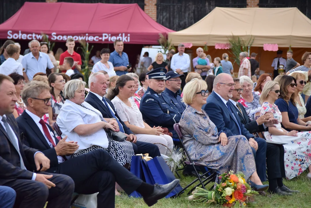 Dożynki gminy Stryków w Warszewicach