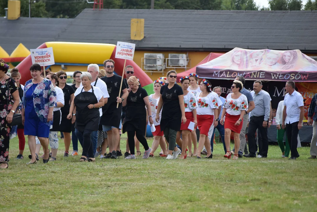 Dożynki gminy Stryków w Warszewicach