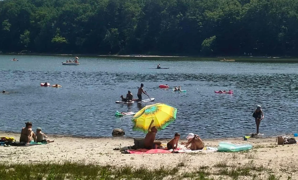 Upalna sobota na plaży w Grabinie koło Płocka