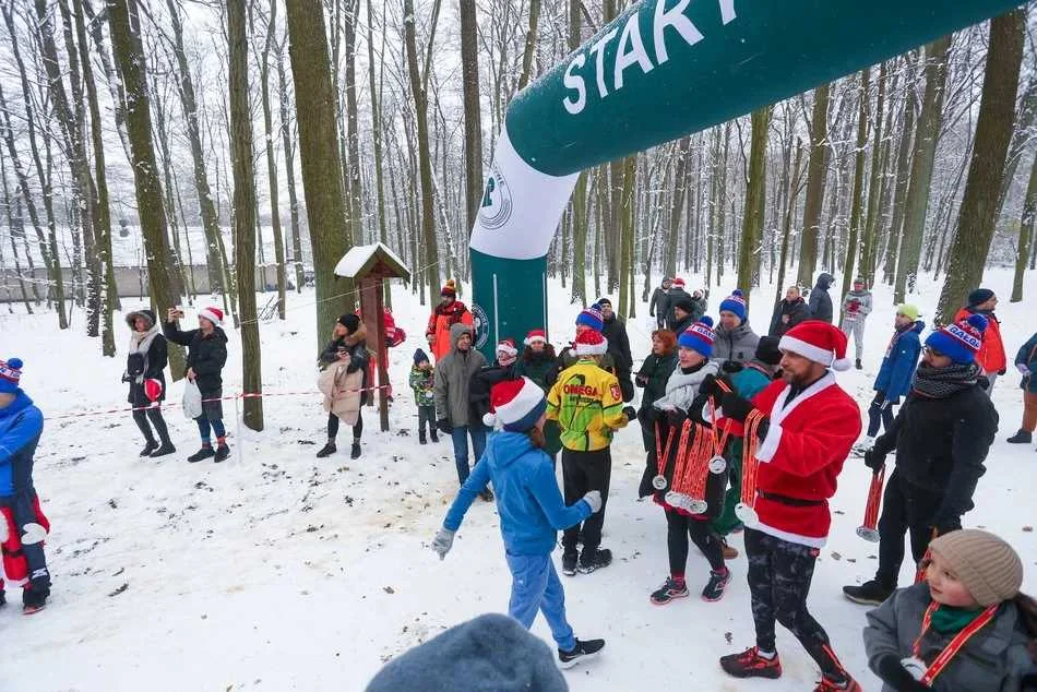 Xmas Run 2023 w Lesie Łagiewnickim w Łodzi