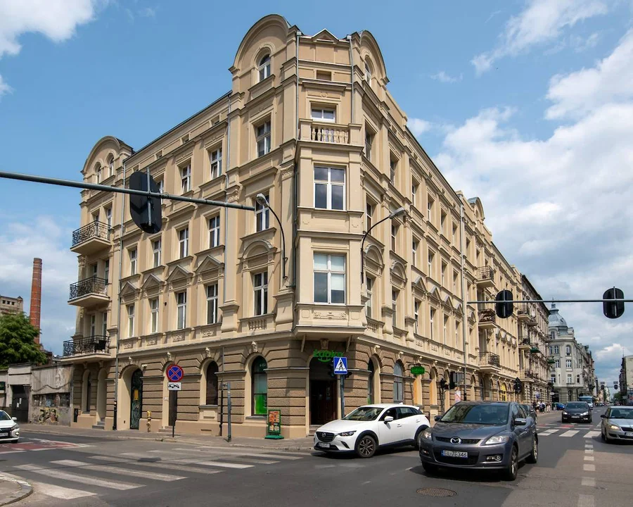 Odnowiona kamienica w Śródmieściu