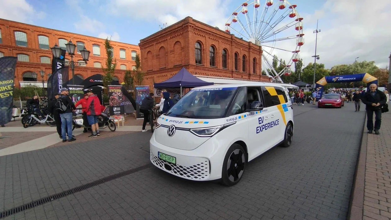 Rowery towarowe i elektryczne samochody zawitały do Łodzi