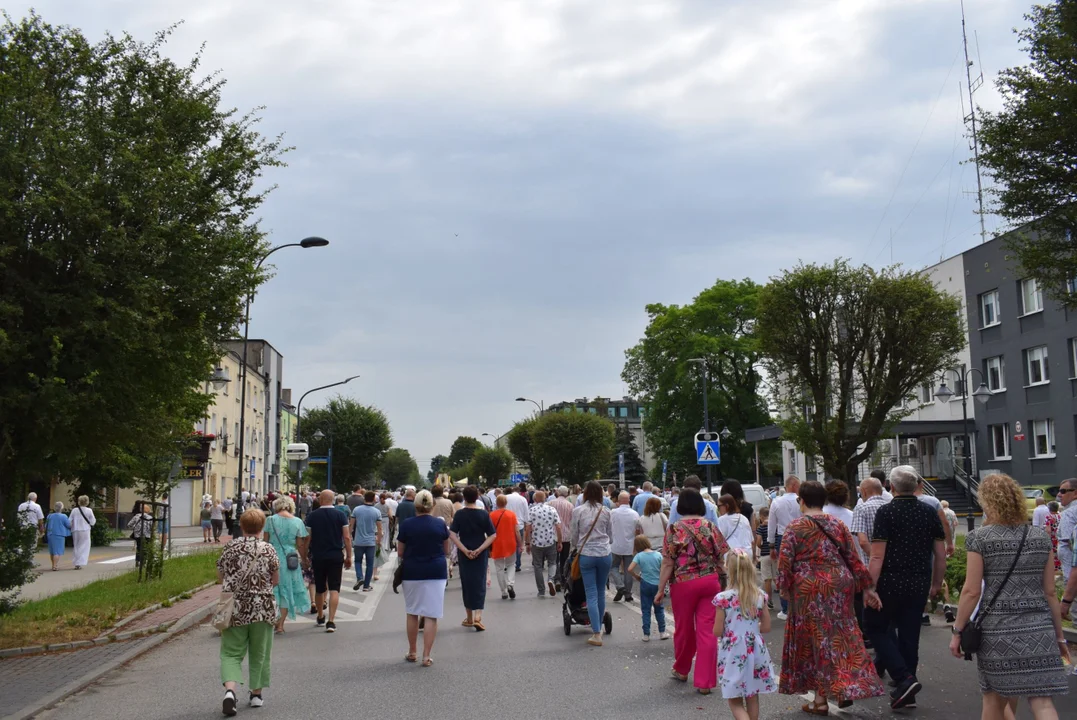 procesja Bożego Ciała w parafii Matki Bożej Dobrej Rady w Zgierzu