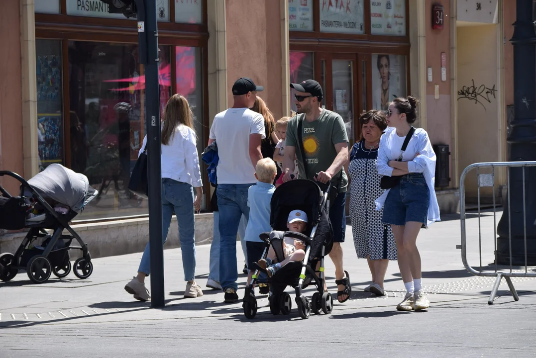 Miejski dzień dziecka w Łodzi. Dzieci przejęły Piotrkowską