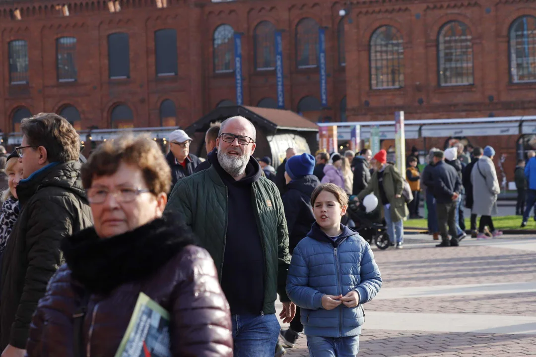 Święto Niepodległości przed Manufakturą