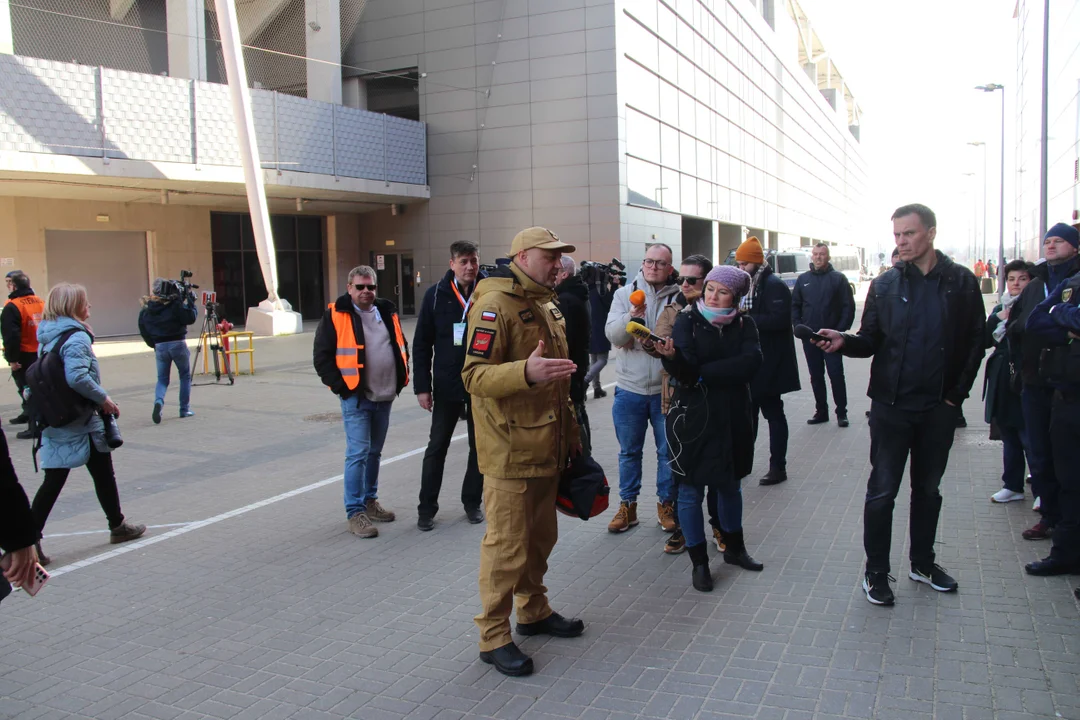 Ćwiczenia służb specjalnych na stadionie ŁKS-u