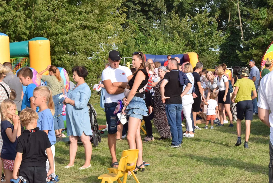 Dożynki gminy Stryków w Warszewicach