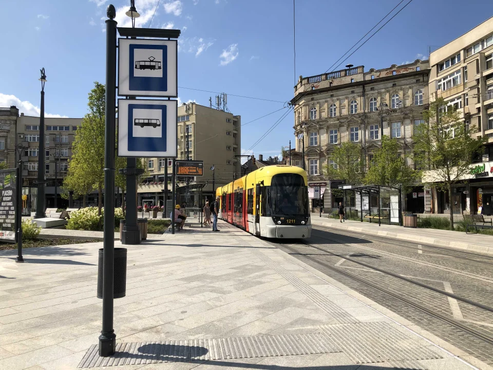 Plac Wolności w Łodzi po zmianach dla podróżnych MPK Łódź