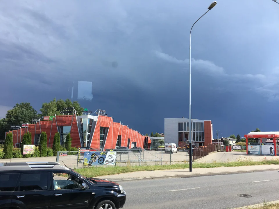 Tramwajem czy autem do Pabianic? Test dziennikarzy TuLodz.pl