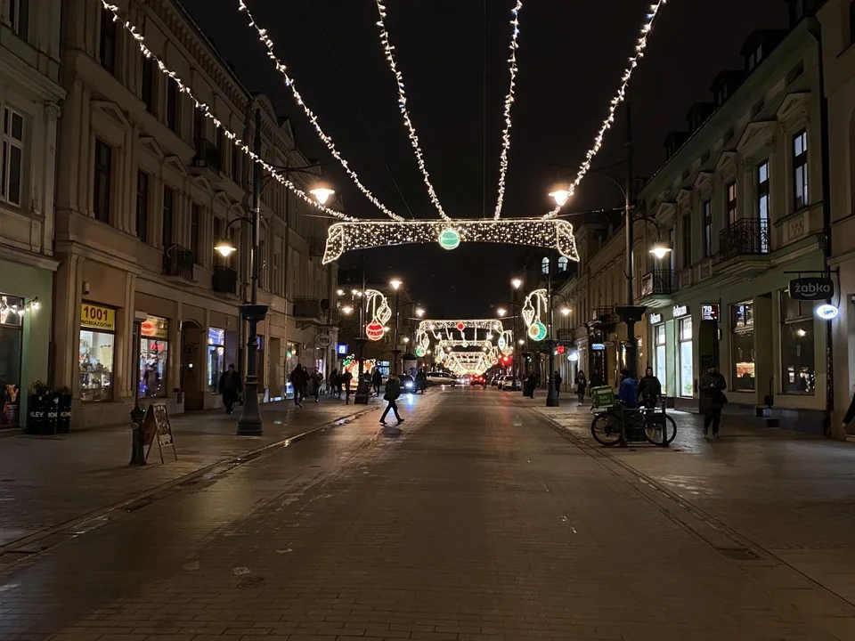 Świąteczna iluminacja na Piotrkowskiej