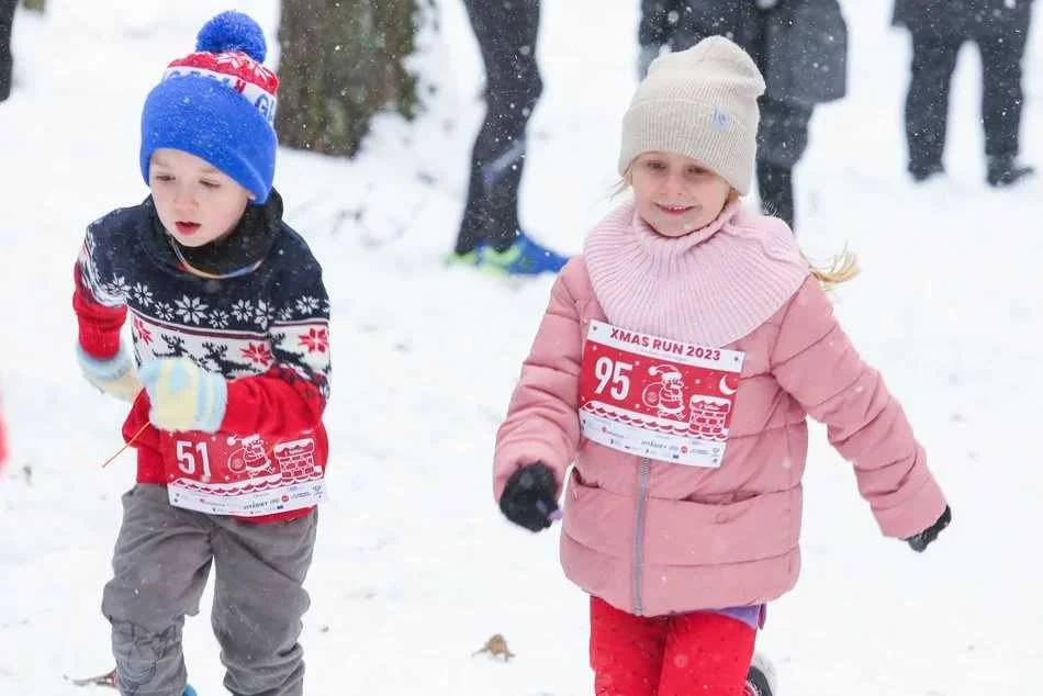 Xmas Run 2023 w Lesie Łagiewnickim w Łodzi