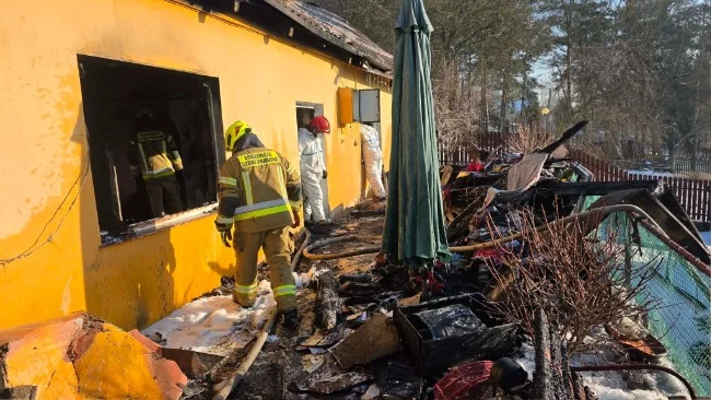Pożar domu w Czerwińsku nad Wisłą