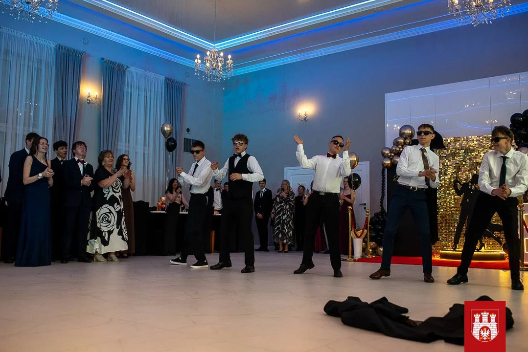 Bal ósmoklasisty w Zgierzu