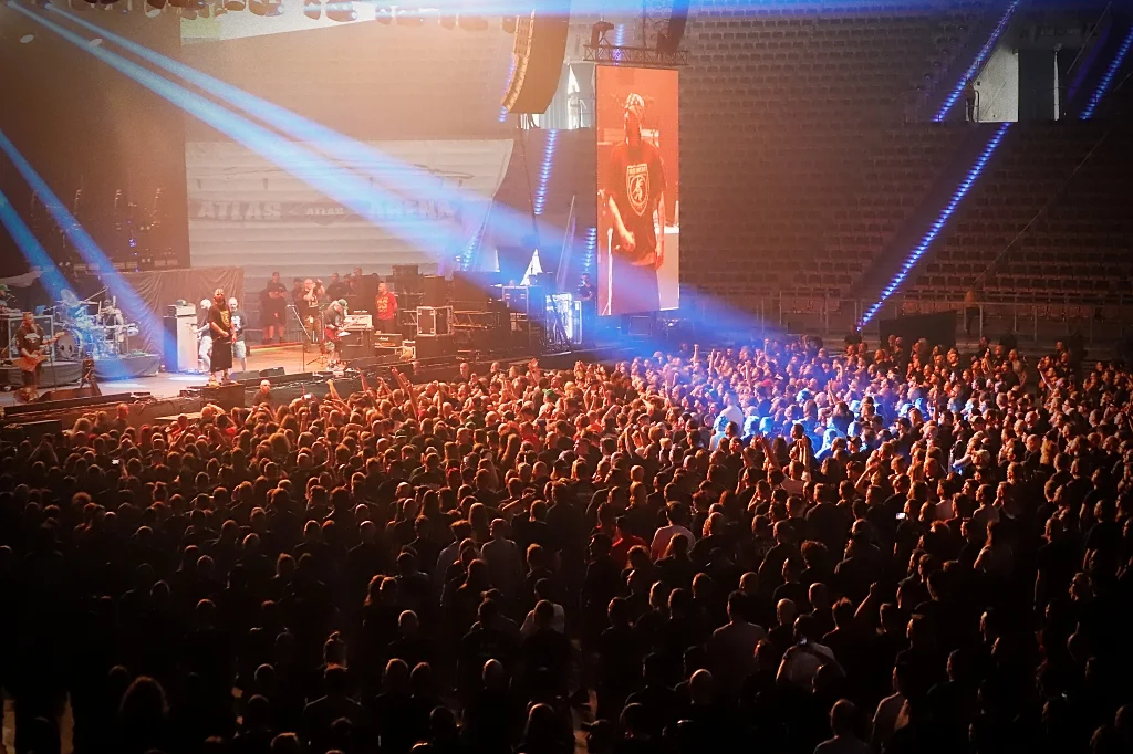 Atlas Arena w czeluściach mocnego rockowego grania