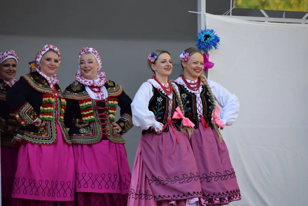 Spotkanie z folklorem w Parku Julianowskim