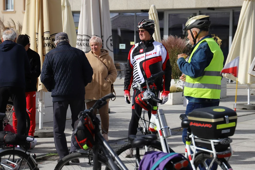 Rajd rowerowy w ramach Dni Seniora. Do Kutna przyjechali medaliści olimpijscy w kolarstwie