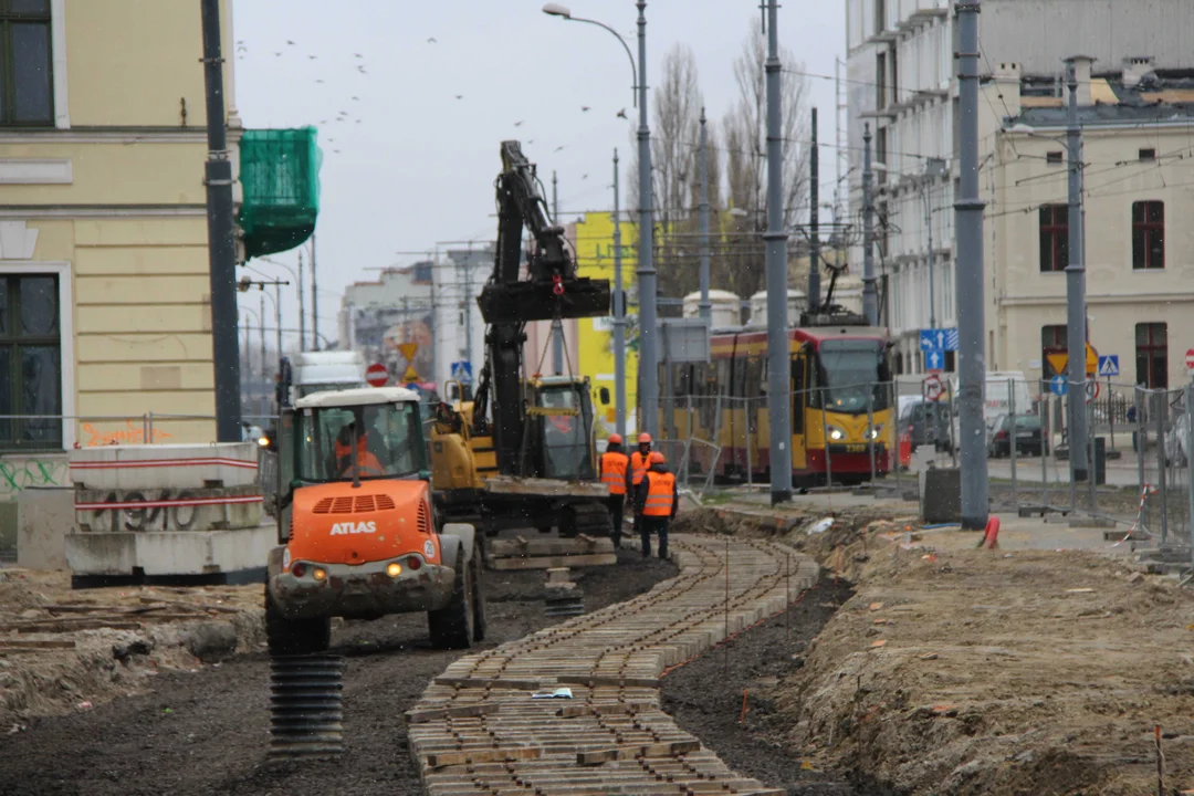 Budowa przystanku kolejowego Łódź Śródmieście - stan na 18.03.2024 r.