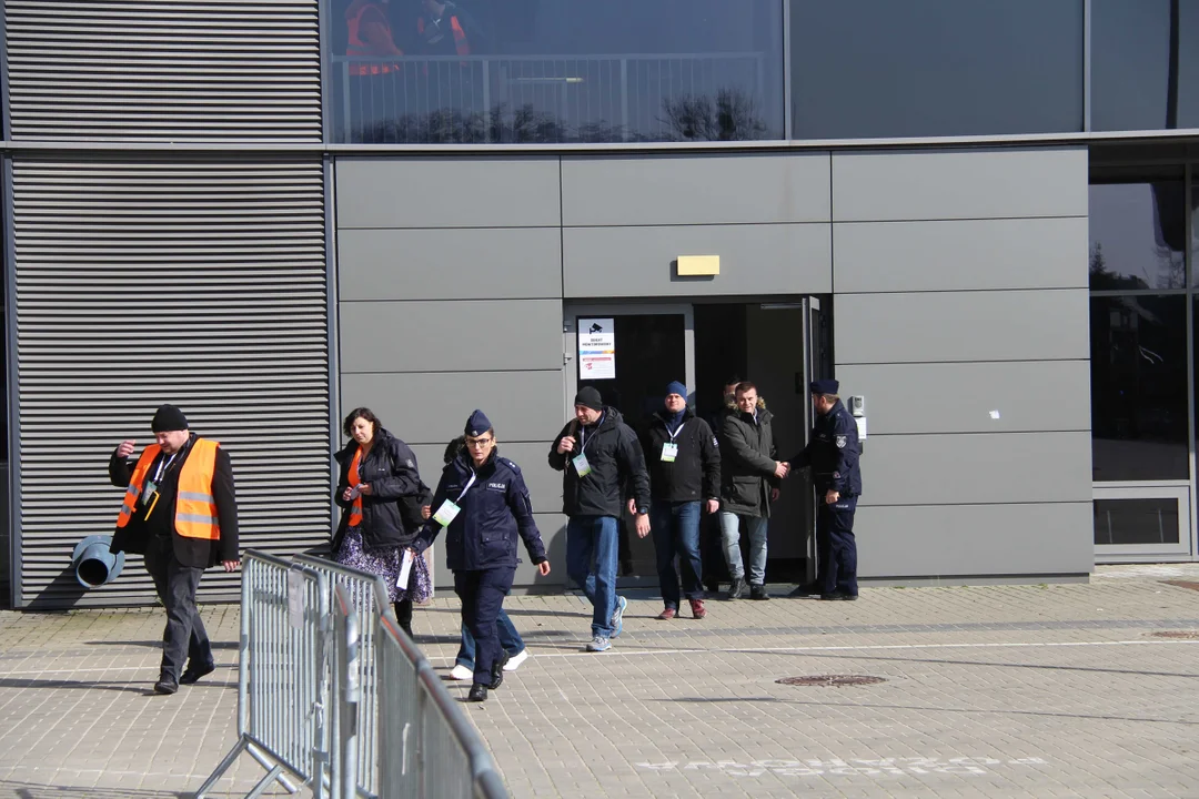 Ćwiczenia służb specjalnych na stadionie ŁKS-u