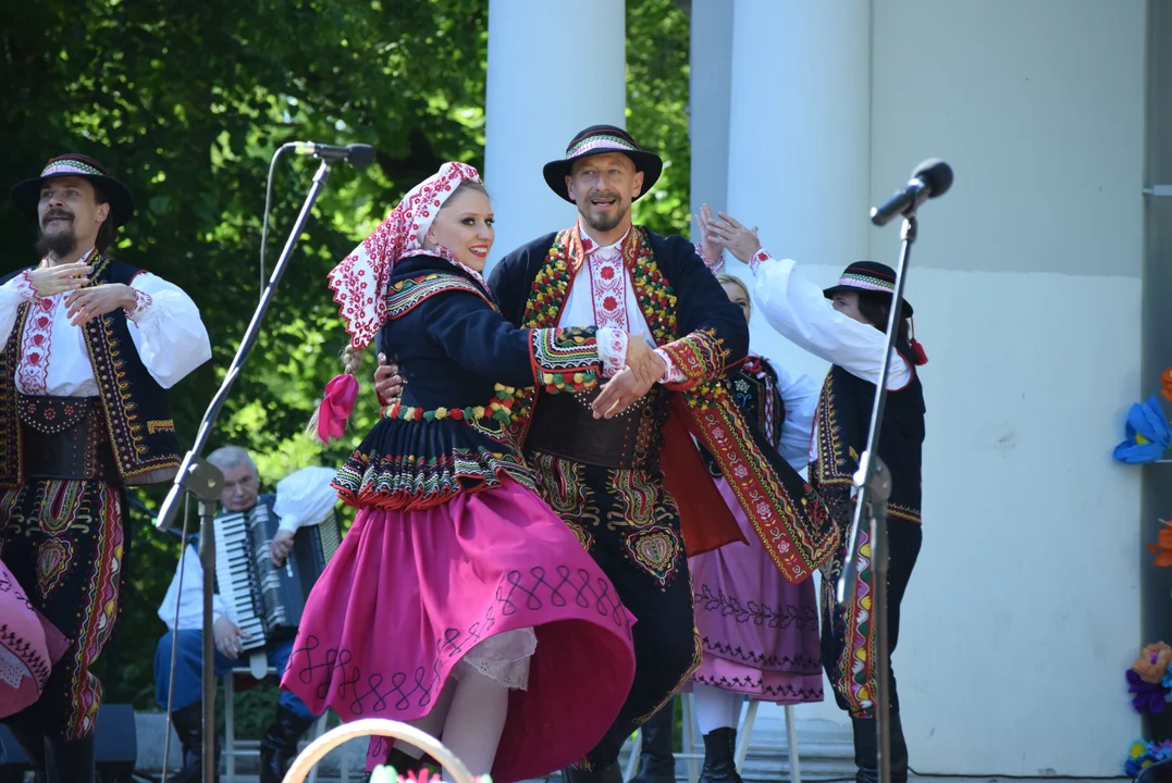 Spotkanie z folklorem w Parku Julianowskim