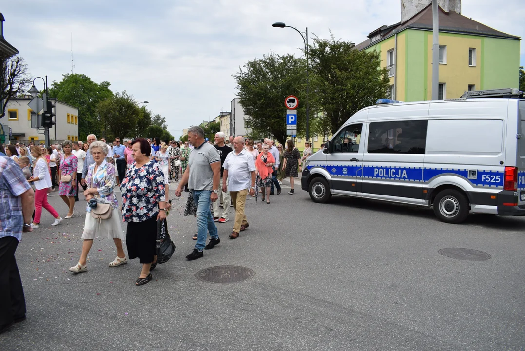 procesja Bożego Ciała w parafii Matki Bożej Dobrej Rady w Zgierzu