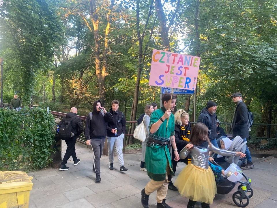 Marsz na bajki! Bajkowa parada i głośne czytanie bajek Sopot