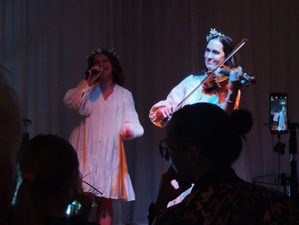 Wystawa „Muzyka w kadrze. Emocje zatrzymane w czasie” Karoliny Filarczyk