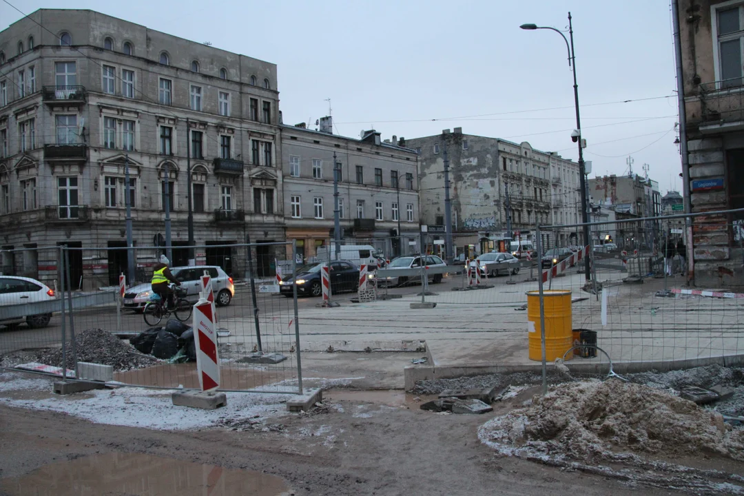 Remontowana ul. Legionów i plac Wolności w Łodzi