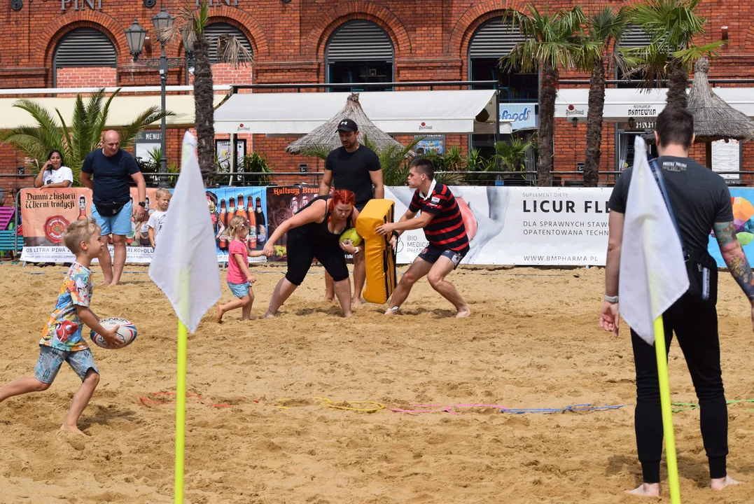 Beach Side Rugby w Manufakturze - atrakcje