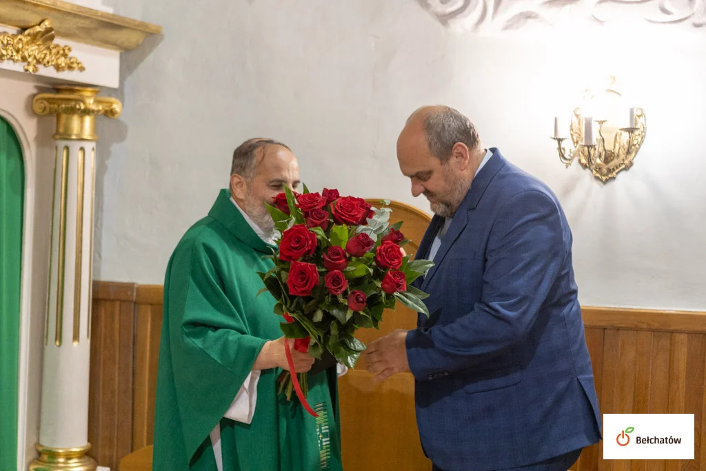 Znany ksiądz odwiedził Bełchatów. Obchodził okrągły jubileusz [FOTO] - Zdjęcie główne