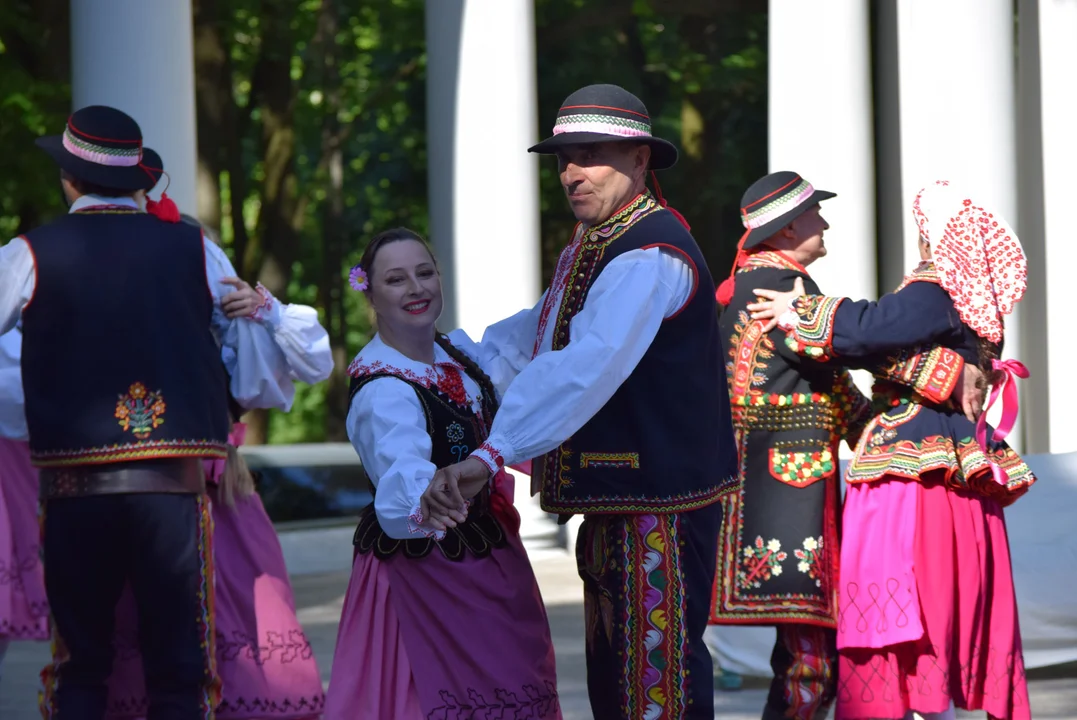 Spotkanie z folklorem w Parku Julianowskim