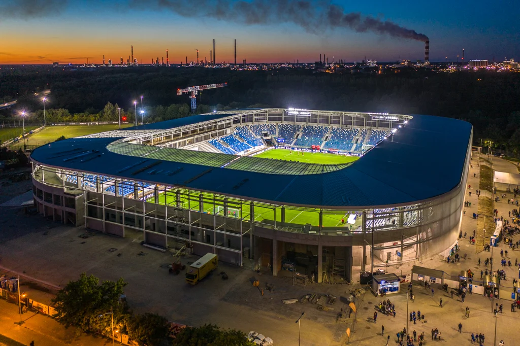 Tak wyglądał stadion Wisły Płock w meczu z Górnikiem Zabrze [ZDJĘCIA Z DRONA] - Zdjęcie główne