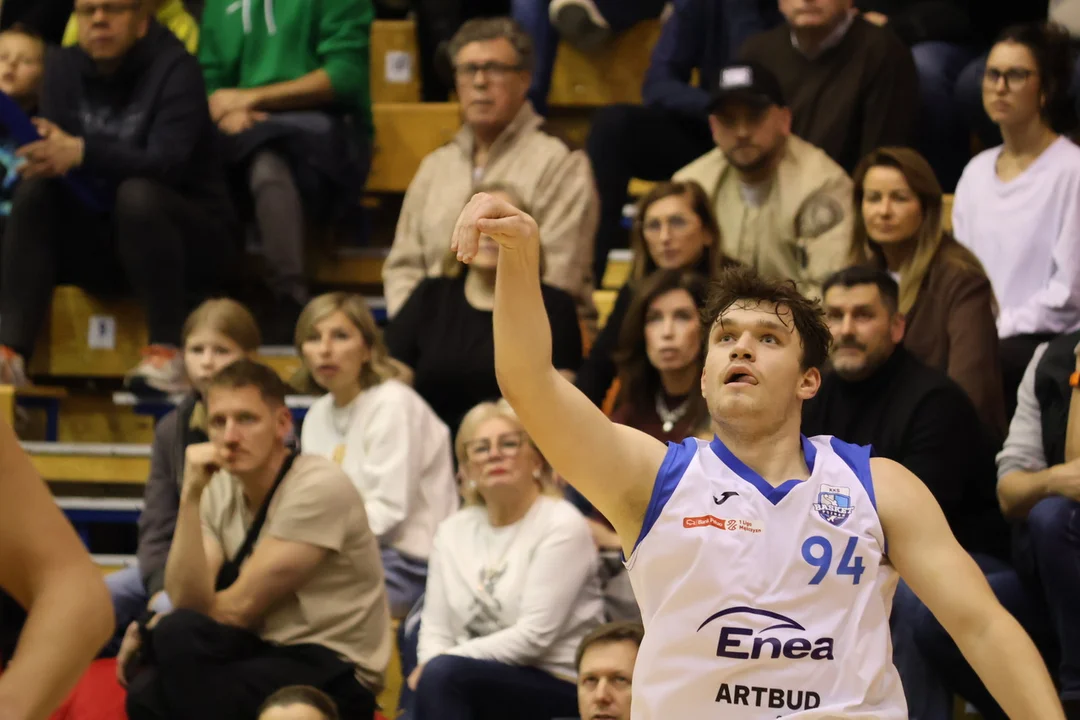 Enea Basket Poznań przegrywa na własnym parkiecie