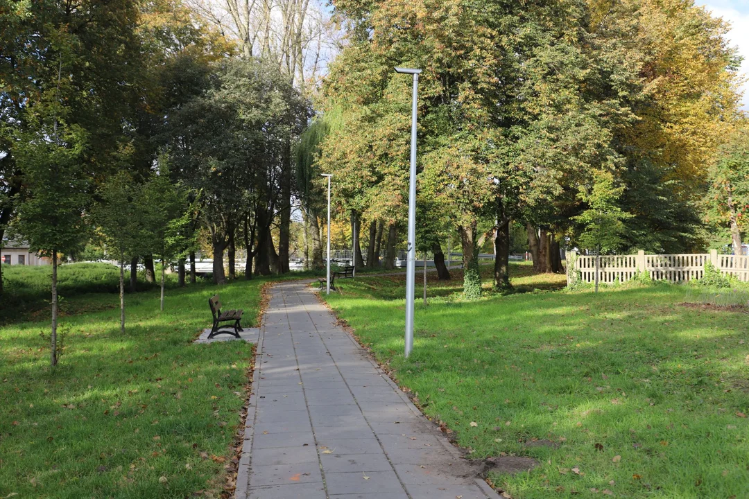 W Kutnie powstaje nowy park przy ul. Zamkowej