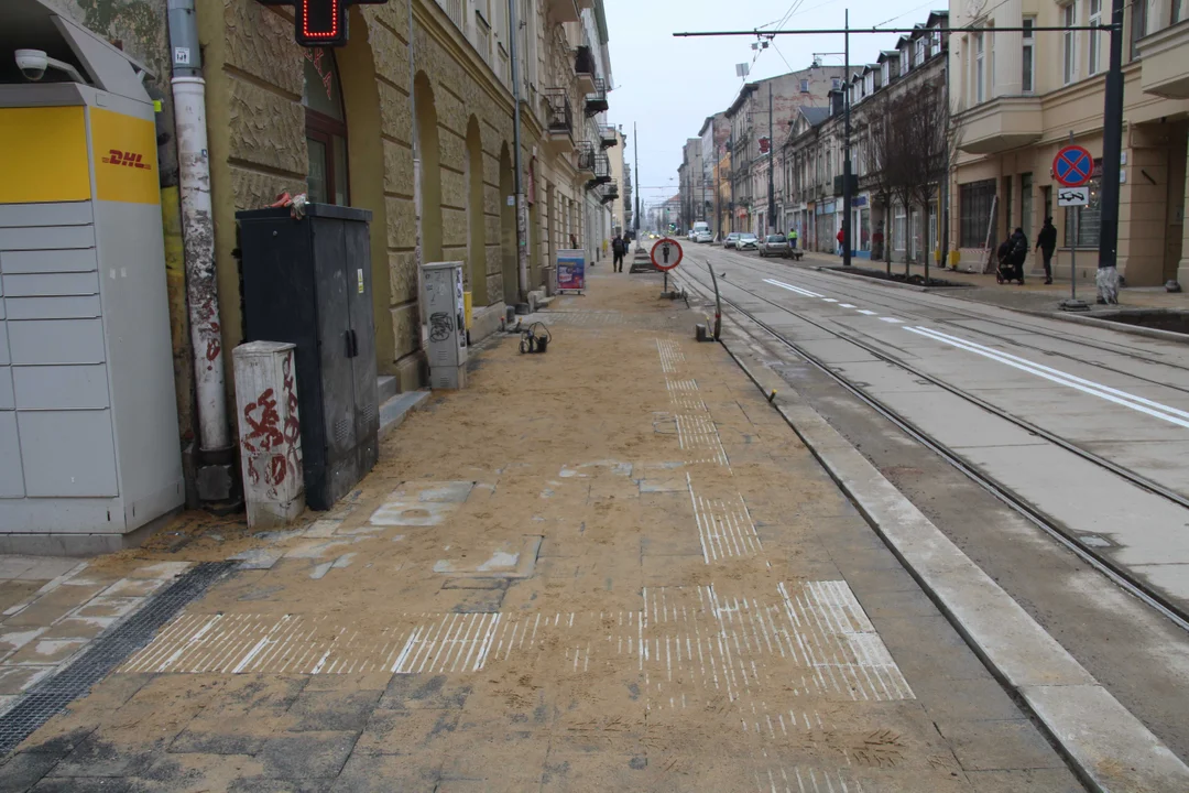 Tramwaje i autobusy MPK Łódź powróciły na Legionów