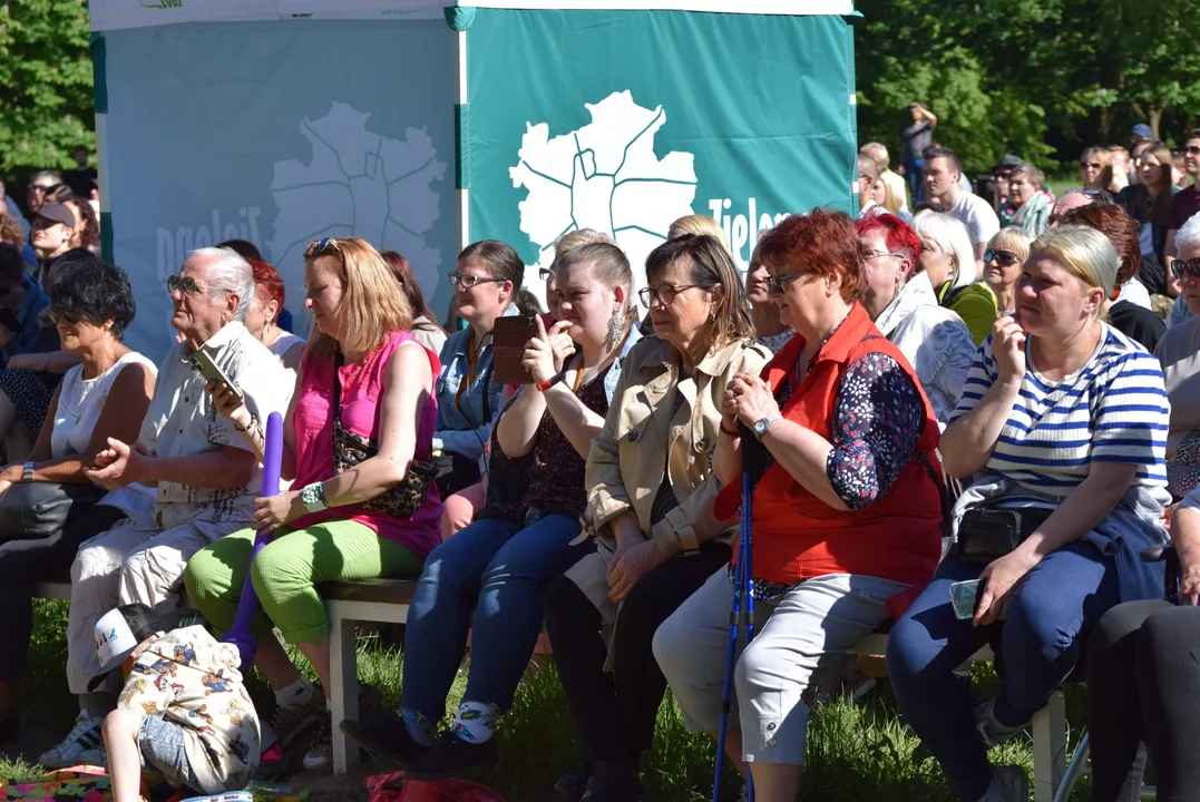 Spotkanie z folklorem w Parku Julianowskim