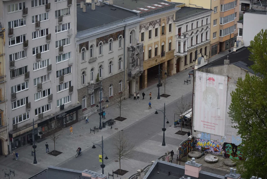 Panorama miasta widziana z wieżowca Red Tower