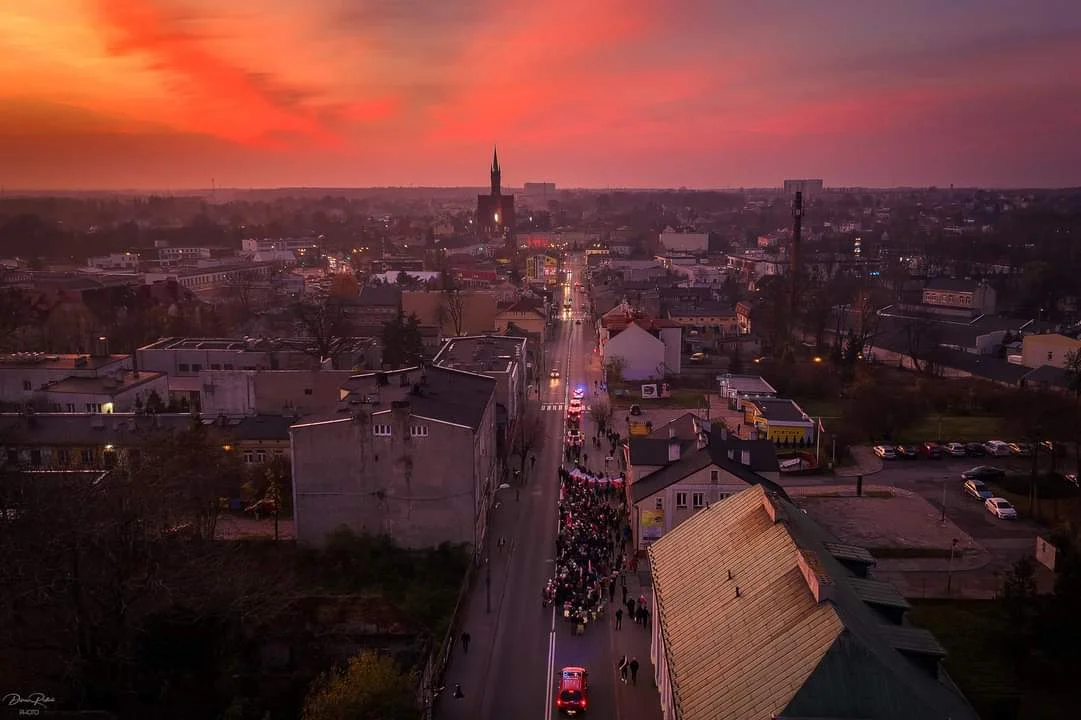 Wernisaż wystawy fotografii Damiana Redlickiego. Zdjęcia zapierają dech w piersiach [galeria]