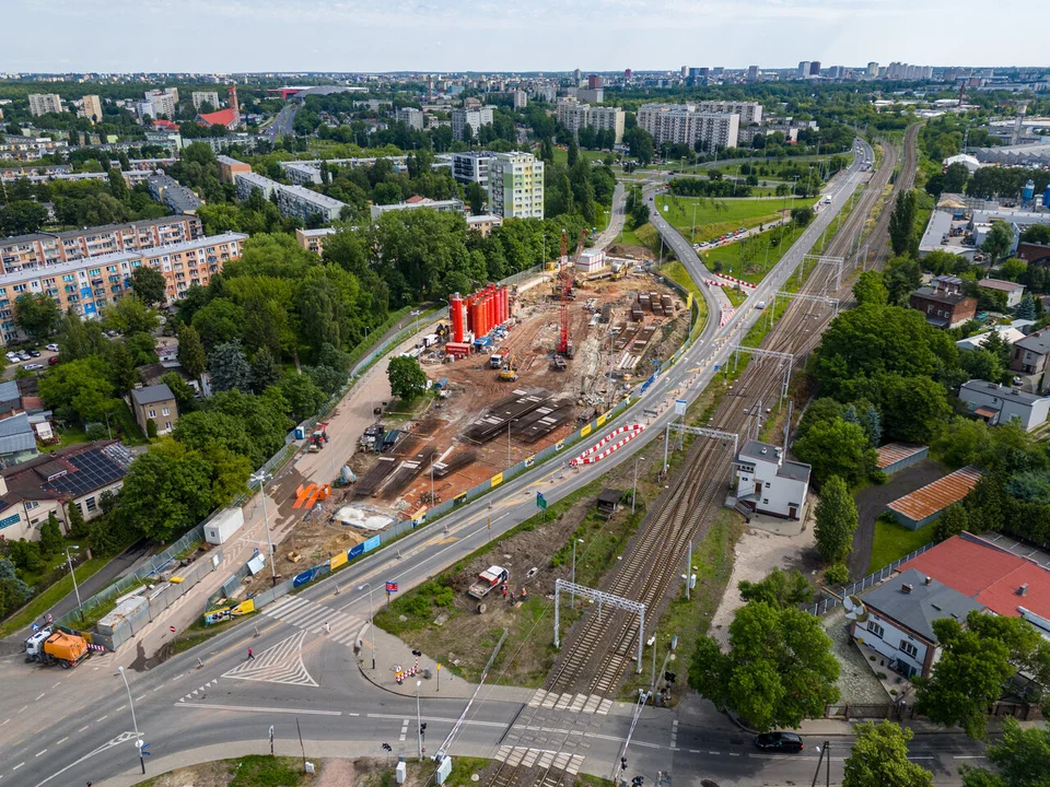 Budowa tunelu Kolei Dużych Prędkości na Retkini. Sprawdź, od kiedy pojawiają się zmiany dla kierowców [ZDJĘCIA] - Zdjęcie główne