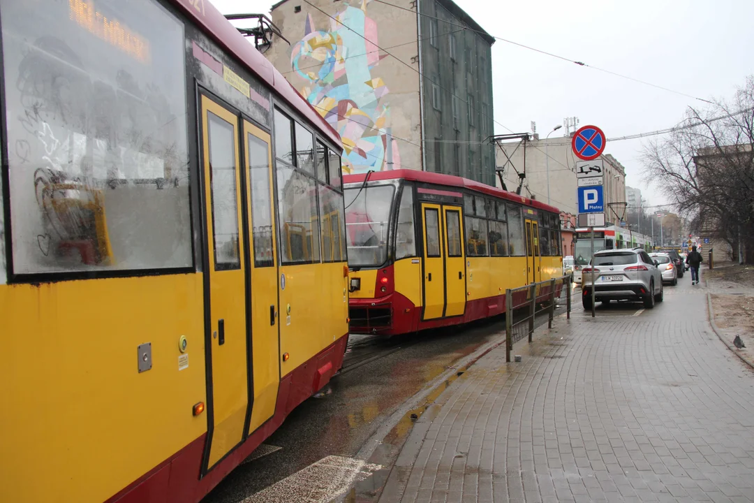 Problem z opóźnionymi tramwajami MPK Łódź na Kilińskiego w Łodzi