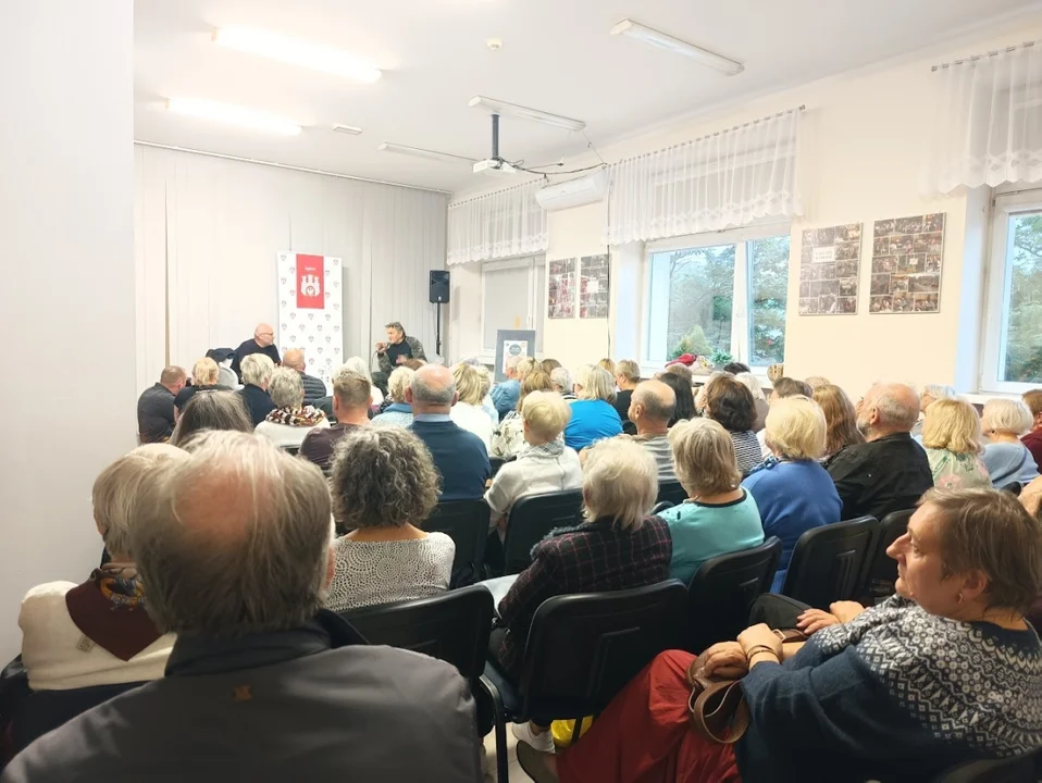 Spotkanie z Krzysztofem Majchrzakiem w Bibliotece przy Długiej