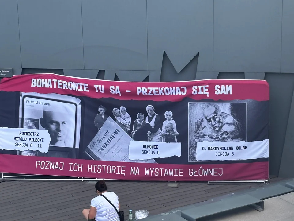 Ponad 5 tys. podpisów trafiło do Muzeum II Wojny Światowej. PiS zapowiada dalsze protesty