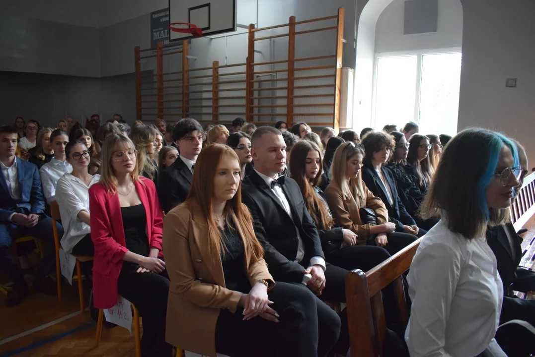 Pożegnanie maturzystów z Samorządowego Liceum Ogólnokształcące im. Romualda Traugutta w Zgierzu