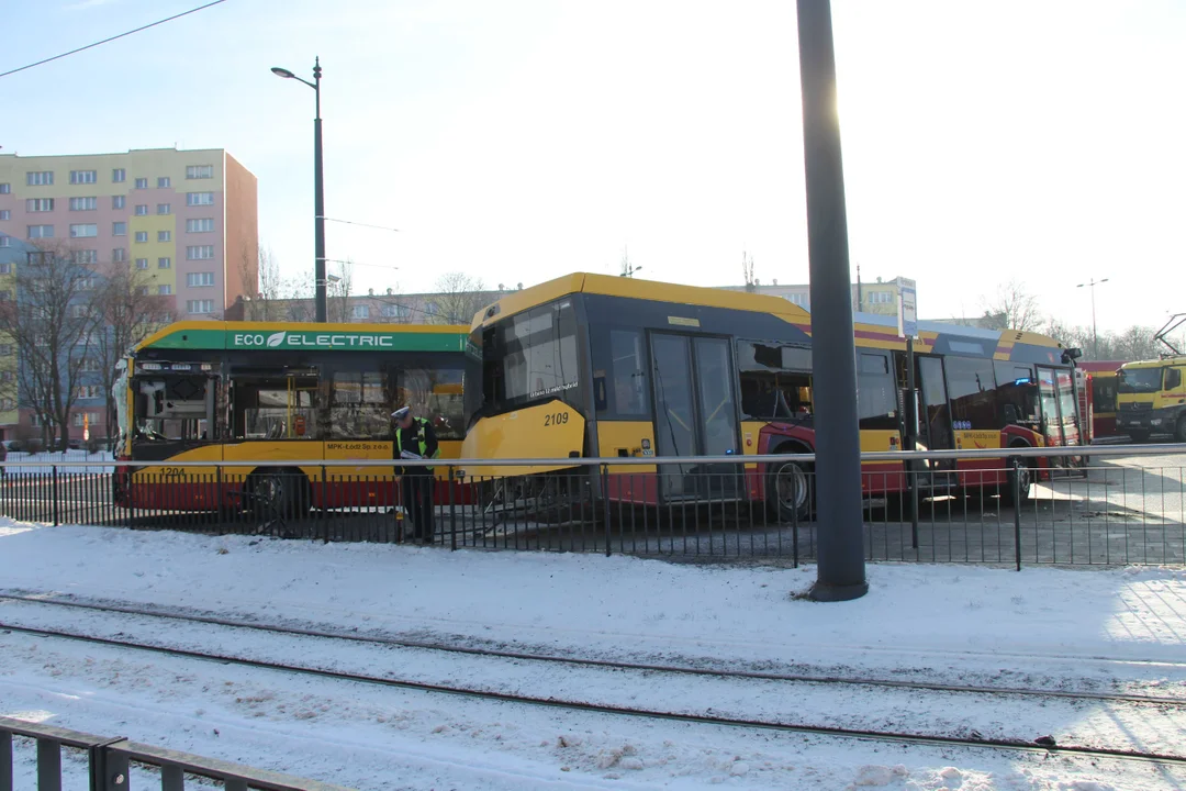 Zderzenie autobusów na Retkini