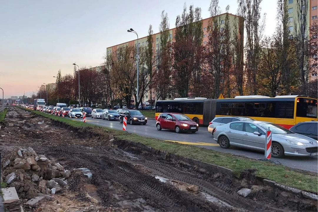 Dwa tygodnie od startu remontu na Śmigłego-Rydza. „Na Dąbrowę przez Przybyszewskiego jechałam godzinę” - Zdjęcie główne